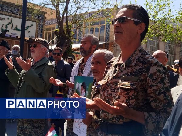 مراسم راهپیمایی روز قدس در شهرستان کاشمر با حضور پررنگ مردم برگزار شد