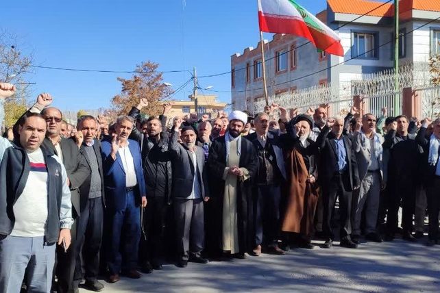 راهپیمایی جمعهٔ خشم در شهرستان نورآباد