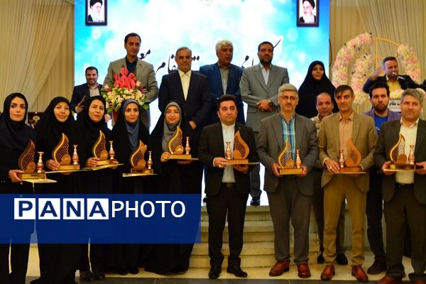 برگزاری مراسم گرامیداشت مقام معلم در بهارستان‌دو