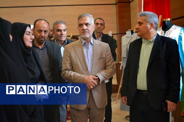 دومین جشنواره پوشش ایرانی اسلامی نوردُخت دربهارستان‌دو
