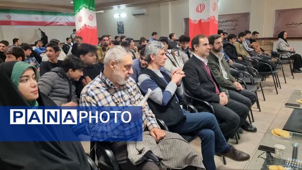 کارگاه آموزشی هنر نوجوانان مقاومت 