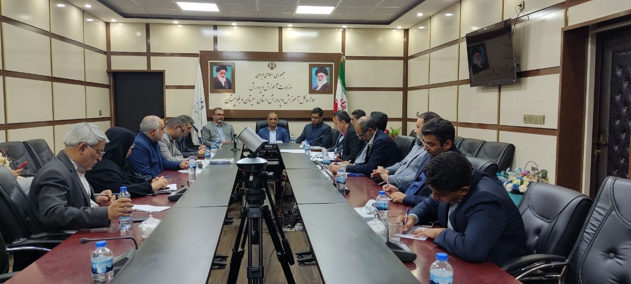 مدارس شاهد باید مکانی برای پرورش استعدادها و نخبه‌پروری باشند