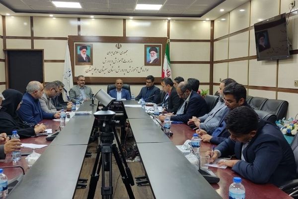 مدارس شاهد باید مکانی برای پرورش استعدادها و نخبه‌پروری باشند