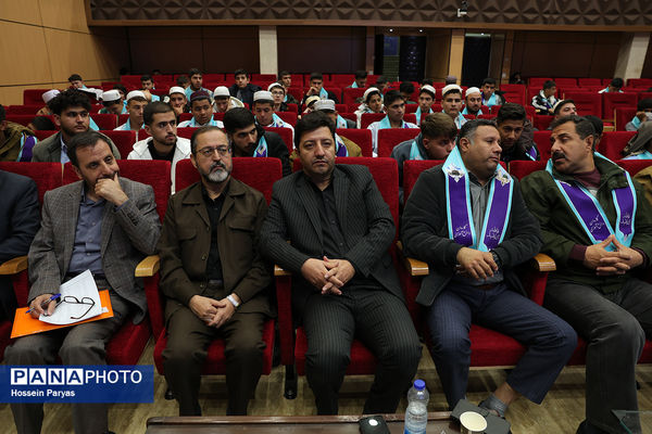 مراسم آموزش کاروان‌های عمره دانش‌آموزی به دانش‌آموزان عازم سرزمین وحی