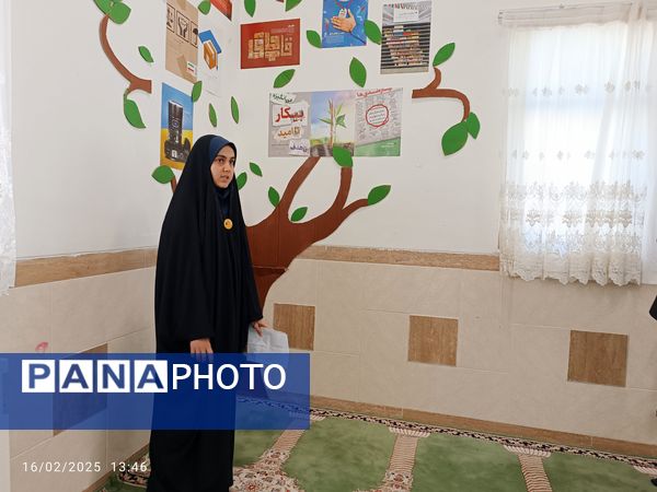 بازدید مسئول اتحادیه انجمن اسلامی یزد از دبیرستان دخترانه شهید زینلی بهاباد