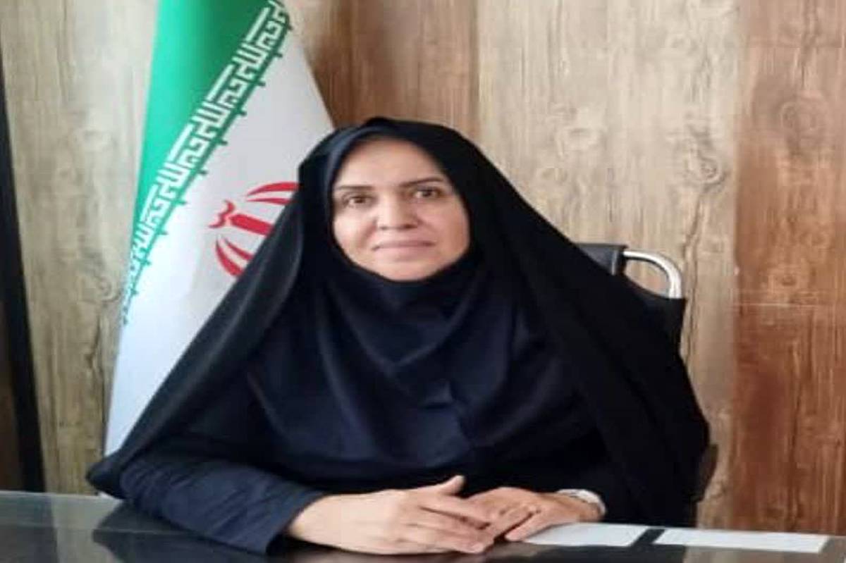 یک بانوی معلم به عنوان نخستین رییس اداره آموزش و پرورش در استان فارس در دولت وفاق ملی در شهر صدرا منصوب شد