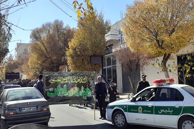 حسینیه سادات شهر نیم‌ور میعادگاه عاشقان حضرت زهرا (س)