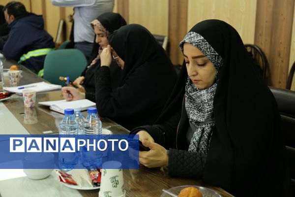 جلسه هماهنگی بیست و هفتمین مانور زلزله و ایمنی در مدارس آذربایجان شرقی