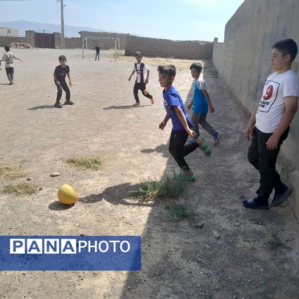 کلاس‌های داغ تابستانی روستای پارام