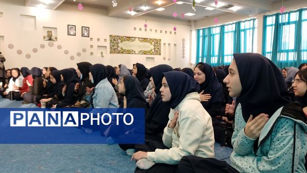 مراسم شهادت حضرت فاطمه زهرا(س) در دبیرستان شهید تیمسار فلاحی 