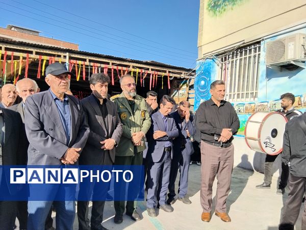 دبیرستان نجم میزبان پیکر یک شهید گمنام شد