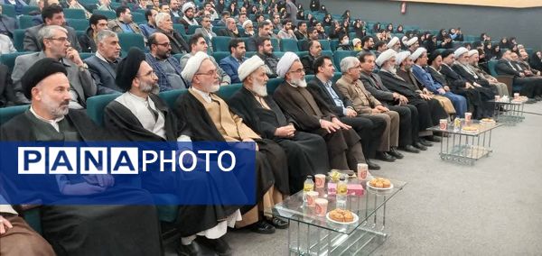 اولین اجلاس نماز با عنوان نماز نسل‌نو و رسالت ما در کاشان