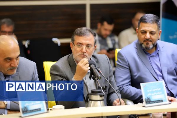نشست مشترک کمیسیون آموزش، تحقیقات و فناوری مجلس با وزیر آموزش و پرورش 