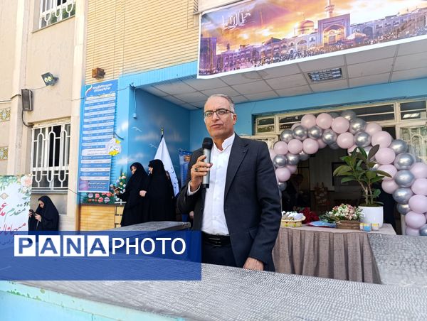 نواختن زنگ سپاس معلم در دبیرستان و دبستان میرزا جعفر سروقد
