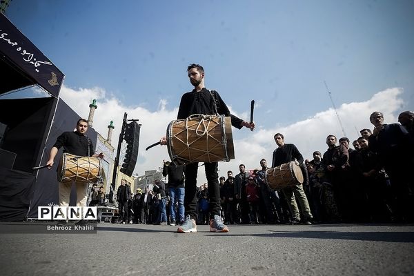 تجمع فاطمیون در میدان کاج