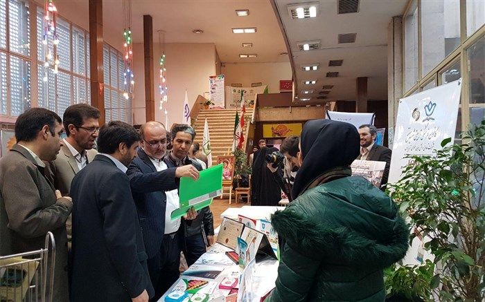 نمایشگاه فعالیت کانون های فرهنگی تربیتی در کانون شهید مفتح برگزار شد