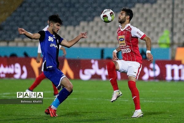 دیدار تیم‌های  پرسپولیس تهران  و  استقلال خوزستان