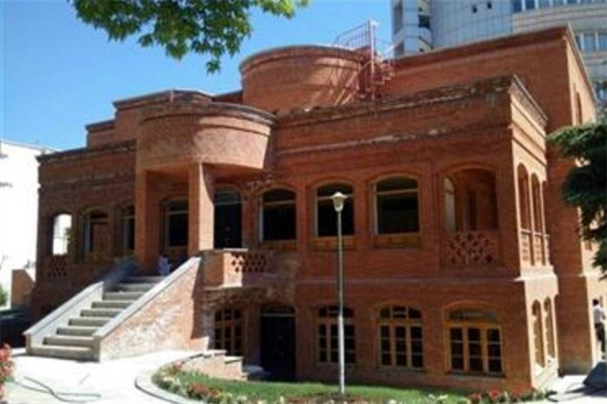 اتمام مرمت بنای تاریخی ساختمان استانداری آذربایجان غربی