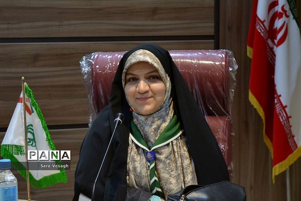 نشست هم اندیشی مسئولین سازمان دانش آموزی شهرستانهای استان تهران