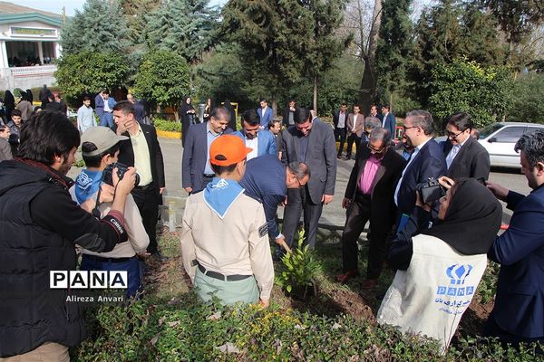 همایش تجلیل از فعالان عرصه تربیت مازندران