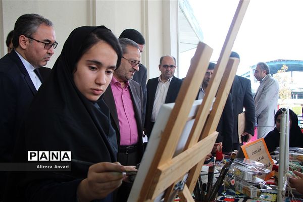 همایش تجلیل از فعالان عرصه تربیت مازندران