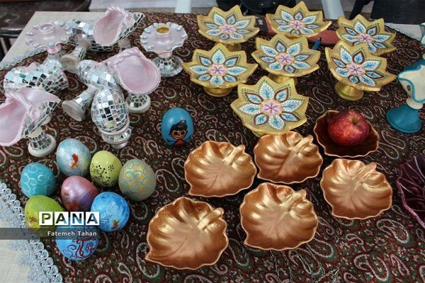 دومین بازارچه خیریه نوروز و لبخند در شهرستان بیرجند