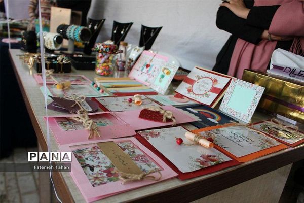 دومین بازارچه خیریه نوروز و لبخند در شهرستان بیرجند