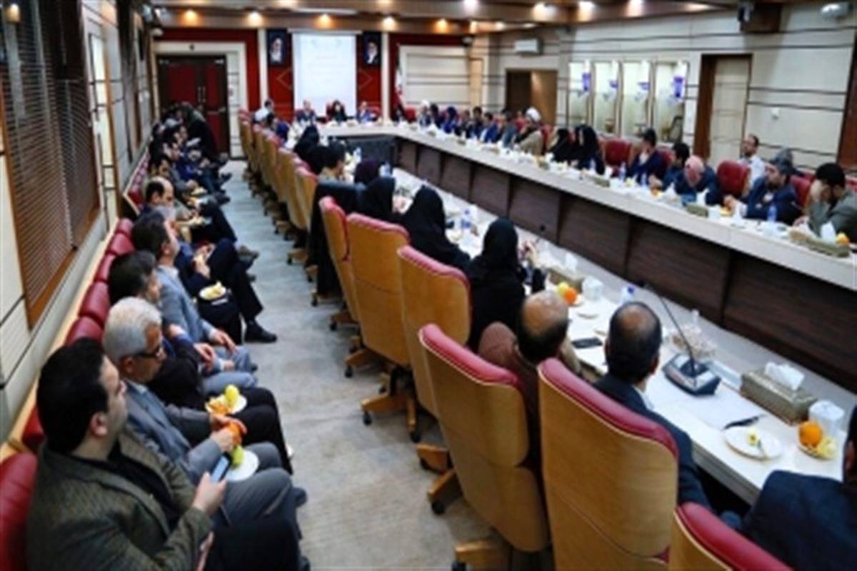 ابتکار: کاهش زمان گفت و گوی اعضای خانواده از مهمترین آسیبهای اجتماعی امروز است