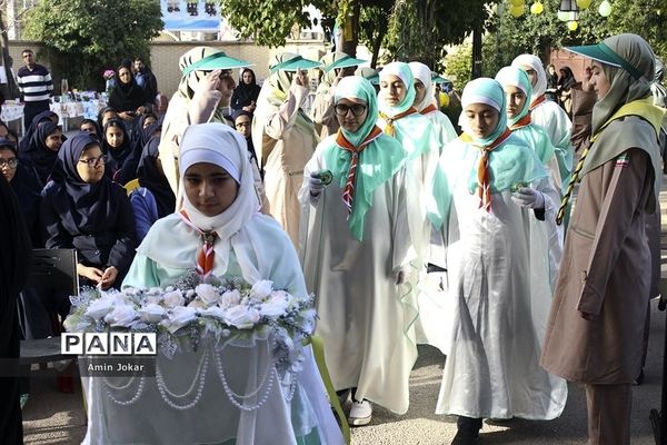 جشن نیکو کاری در مدارس شیراز