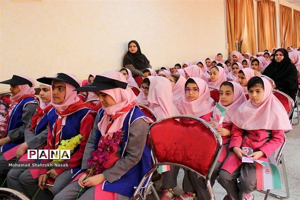 جشن نیکوکاری در دبستان معرفت ناحیه 4 اهواز