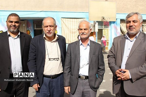 جشن نیکوکاری در دبستان معرفت ناحیه 4 اهواز