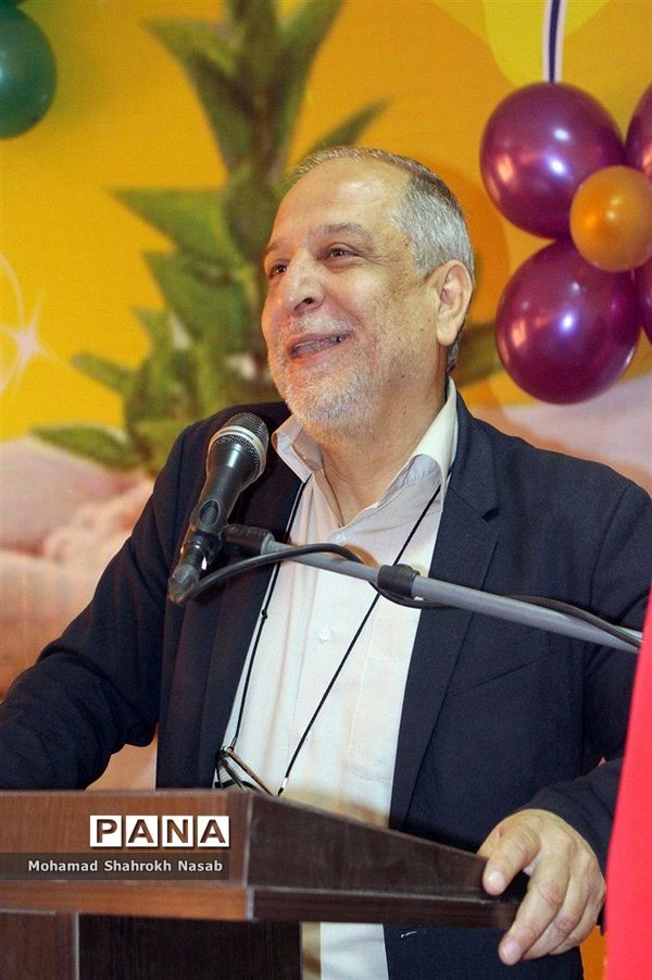 جشن نیکوکاری در دبستان معرفت ناحیه 4 اهواز