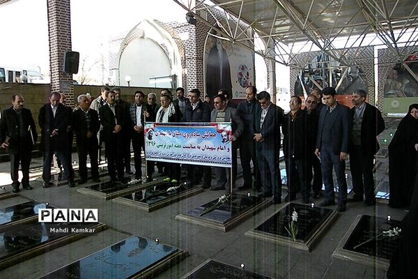 همایش پیاده روی میثاق با شهیدان به مناسبت هفته امور تربیتی در تبریز