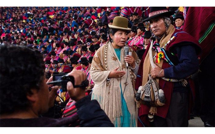 تصاویر/ پوشش بومی متفاوت زنان بولیوی