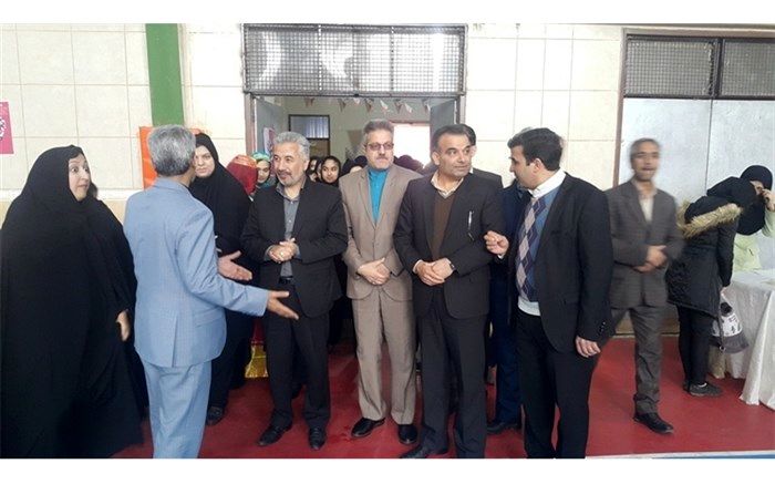 افتتاح بازارچه کارآفرینی  در ناحیه 7 مشهد