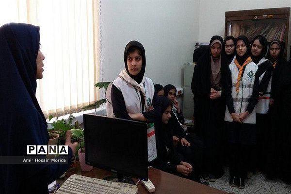بازدید دانش آموزان از تامین اجتماعی شهرستان طبس