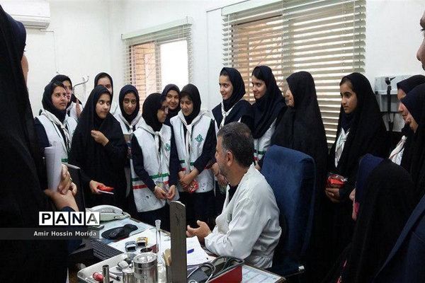 بازدید دانش آموزان از تامین اجتماعی شهرستان طبس