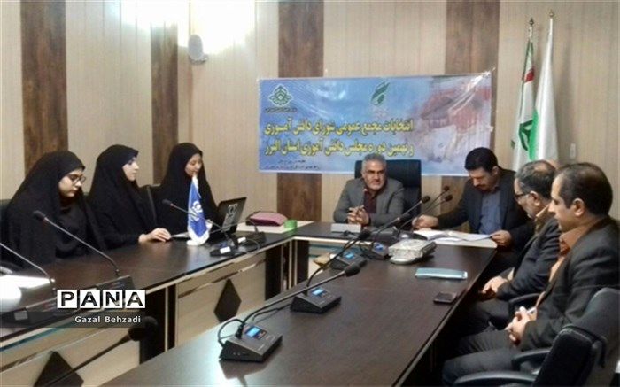 انتخابات  شورای دانش آموزی و نهمین دوره مجلس دانش آموزی استان البرز برگزار شد