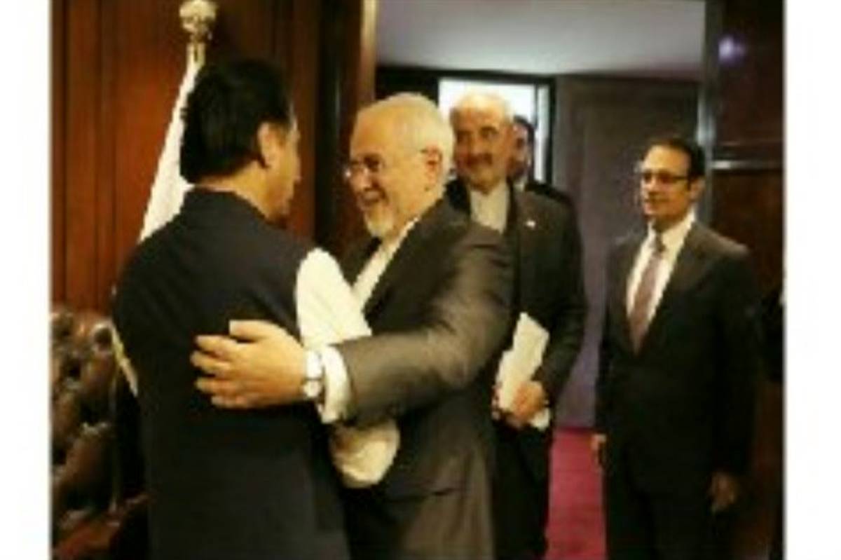 ظریف با رئیس مجلس ملی پاکستان دیدار و گفت و گو کرد
