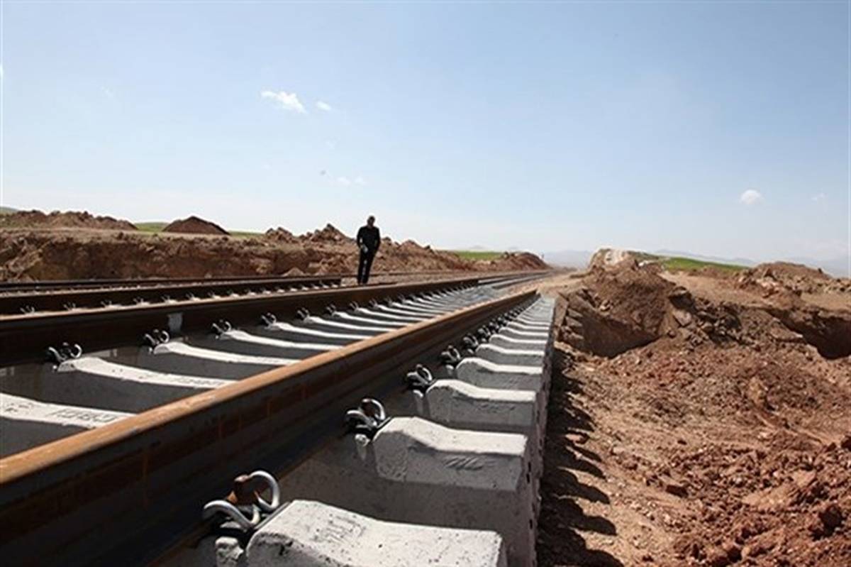 افتتاح خط آهن سراسری در کرمانشاه؛ پایان انتظاری 27 ساله