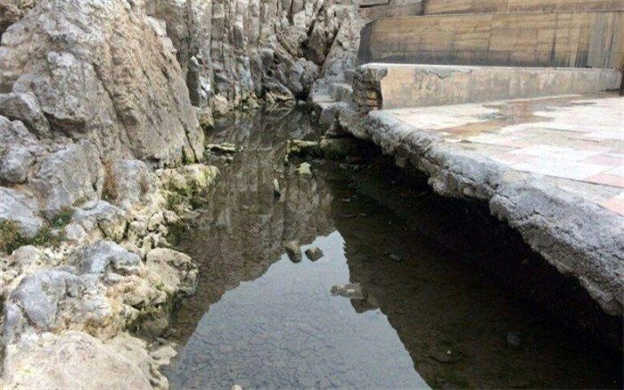 حفر تونل مترو علت کاهش آب چشمه علی شهر ری است