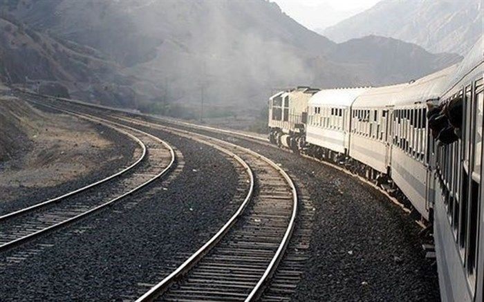 عملیات ریل گذاری راه آهن اردبیل بزودی آغاز می شود