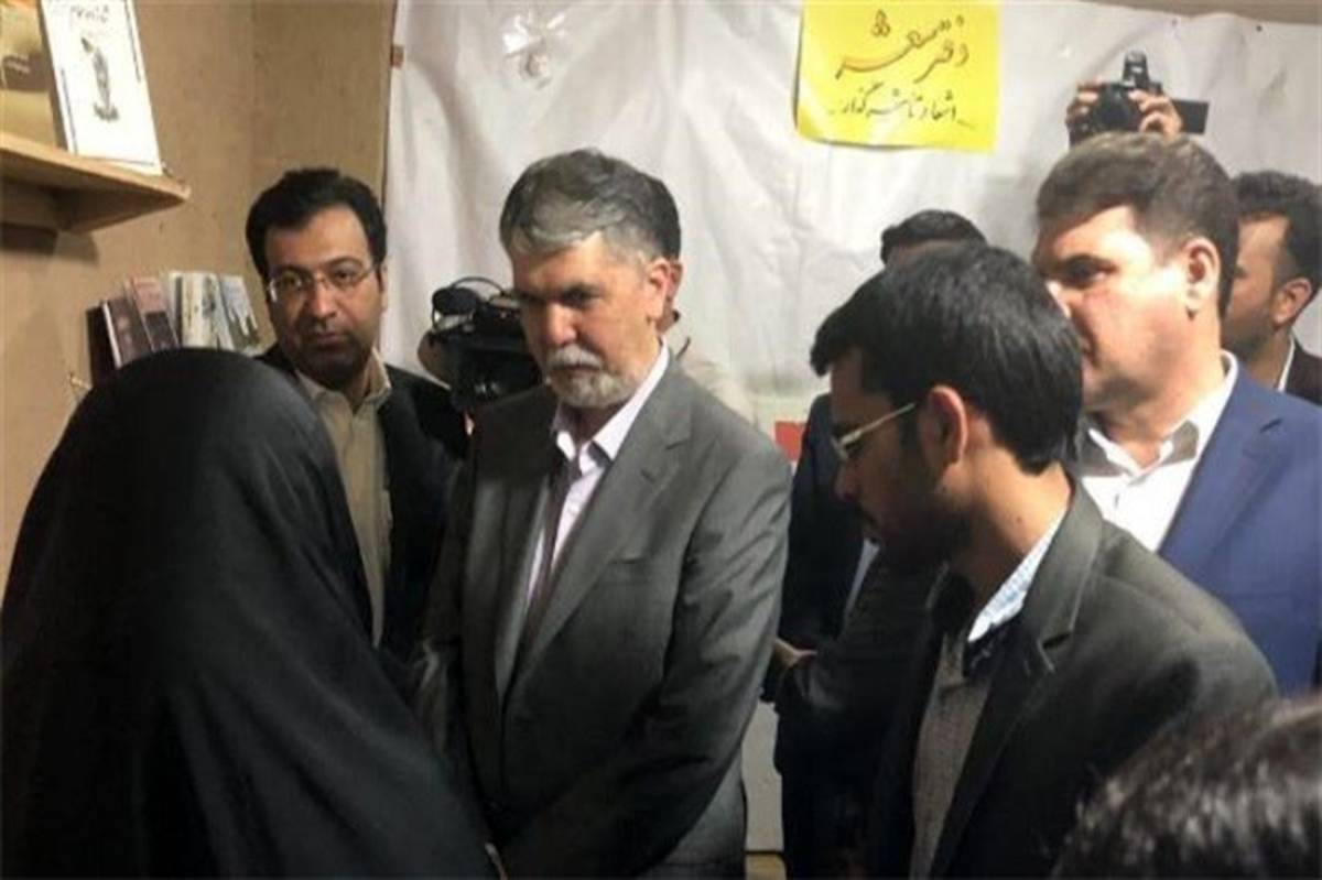 بازدید وزیر فرهنگ و ارشاد اسلامی از جشنواره پاتوق روستای شمسی