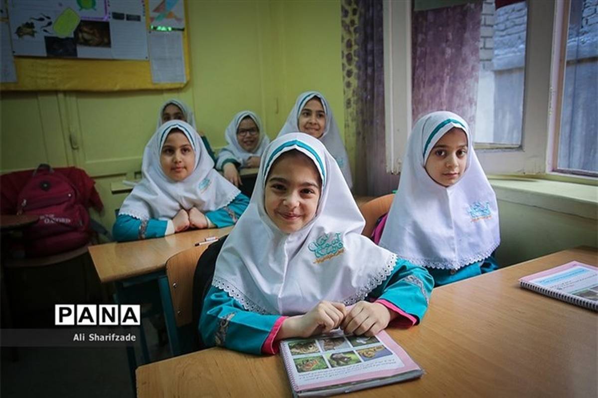 مدارس مازندران در روزهای 14 و 15 فروردین دایر است
