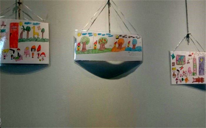 گشایش نمایشگاه آثار هنری مبتلایان اوتیسم در بیرجند