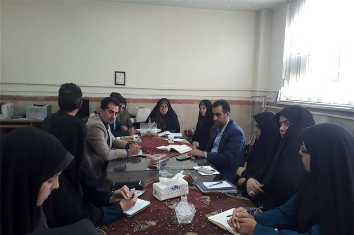 برگزاری جلسه‌ هماهنگی تکریم مقام معلم در چهاردانگه
