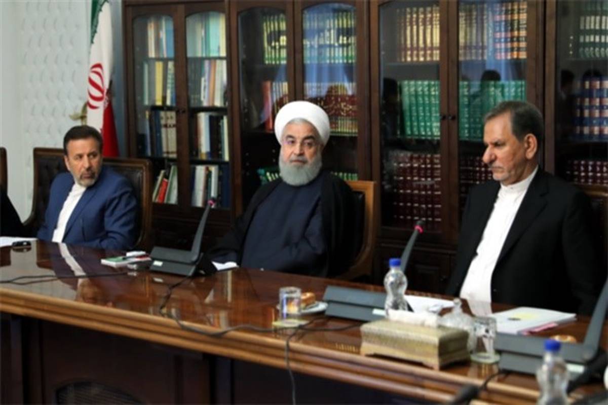 روحانی: سیاست اخیر ارزی دولت گامی مهم برای کاهش نگرانی مردم، تولیدکنندگان و فعالان اقتصادی است