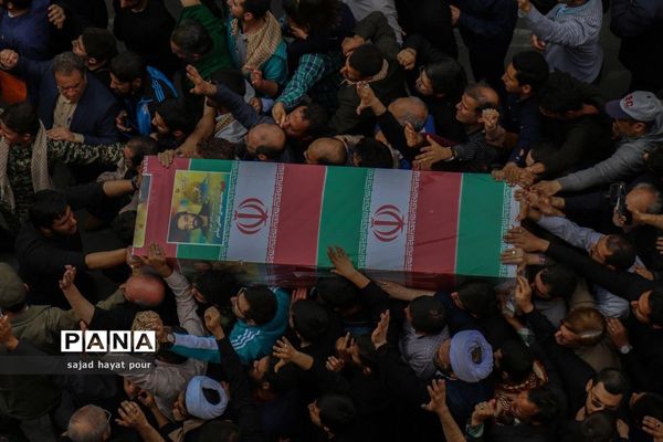 تشییع پیکر شهید مدافع حرم محمد مهدی لطفی نیاسر