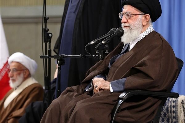 دیدار مسئولان نظام و سفرای کشورهای اسلامی با مقام معظم رهبری