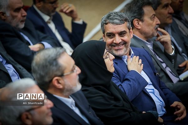 نشست مشترک شورای معاونین و مدیران کل حوزه ستادی وزارت آموزش و پرورش